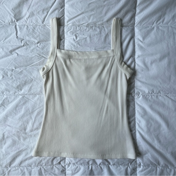 Reformation Ribbed Tank Bundle - Picture 2 of 8